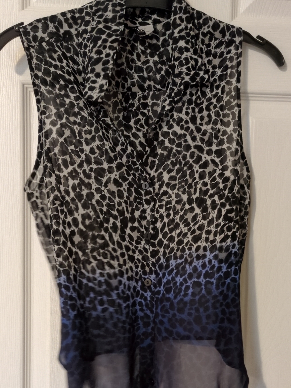 Divided Sleeveless Leopard Print Blouse with Blue Ombre Hem